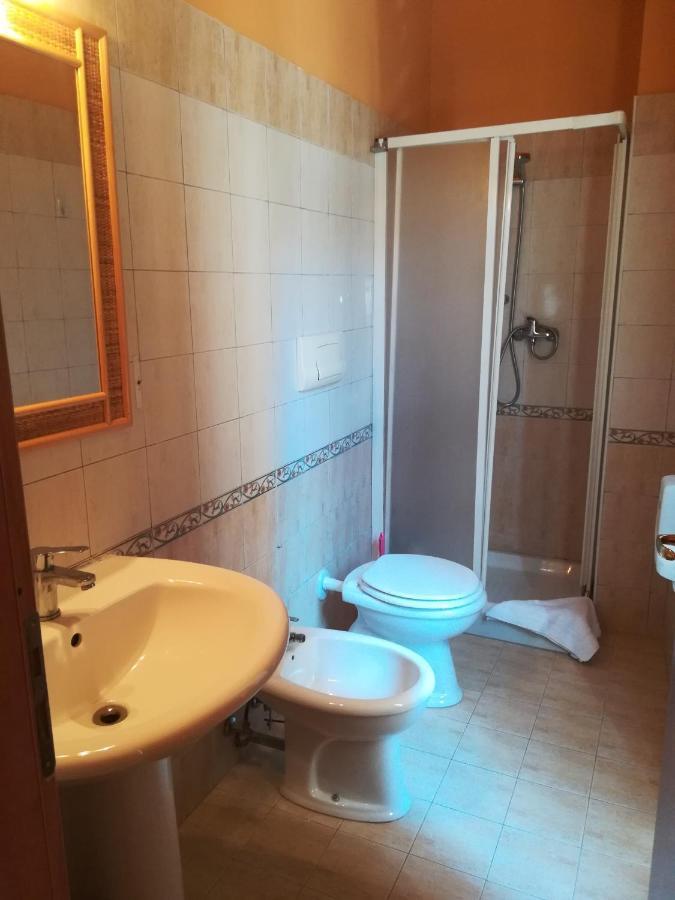 B&B A Due Passi Dal Mare Шилла Экстерьер фото